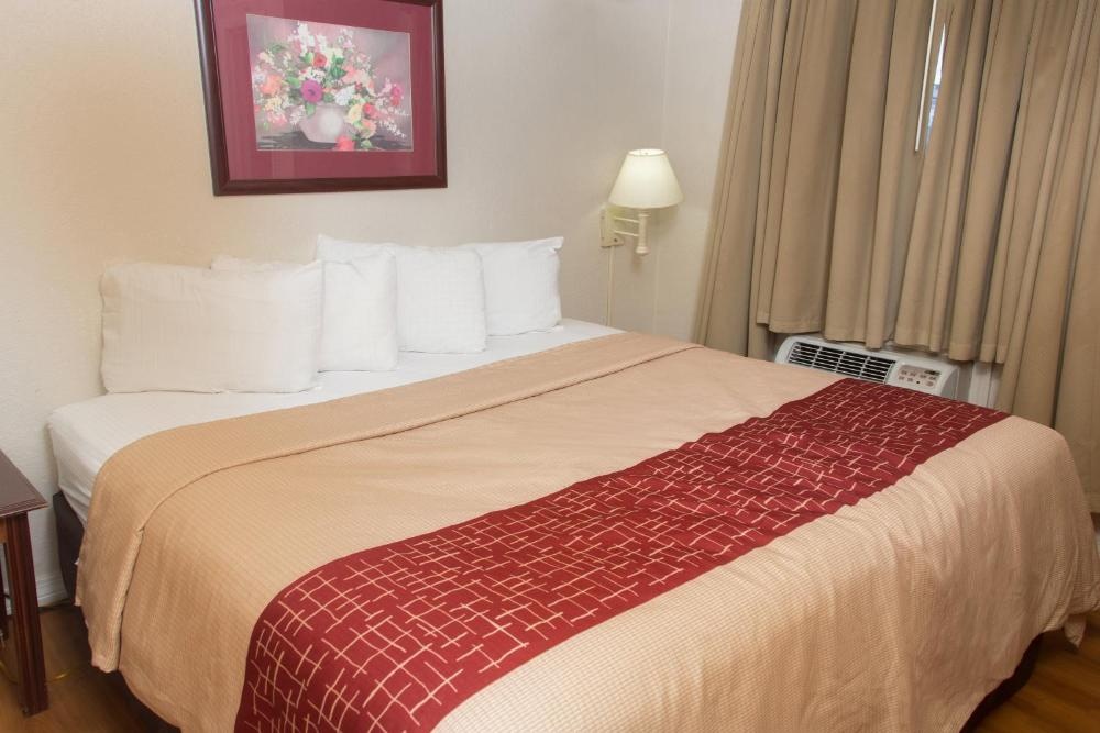 Red Roof Inn Ardmore Image 17
